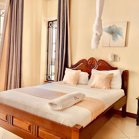 Elna'S Nyali - Work & Unwind - Pool, Sea Views, Ac & Fast Wi-Fi Bed and Breakfast Mombasa Exteriör bild