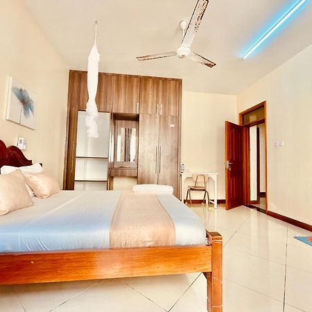 Elna'S Nyali - Work & Unwind - Pool, Sea Views, Ac & Fast Wi-Fi Bed and Breakfast Mombasa Exteriör bild