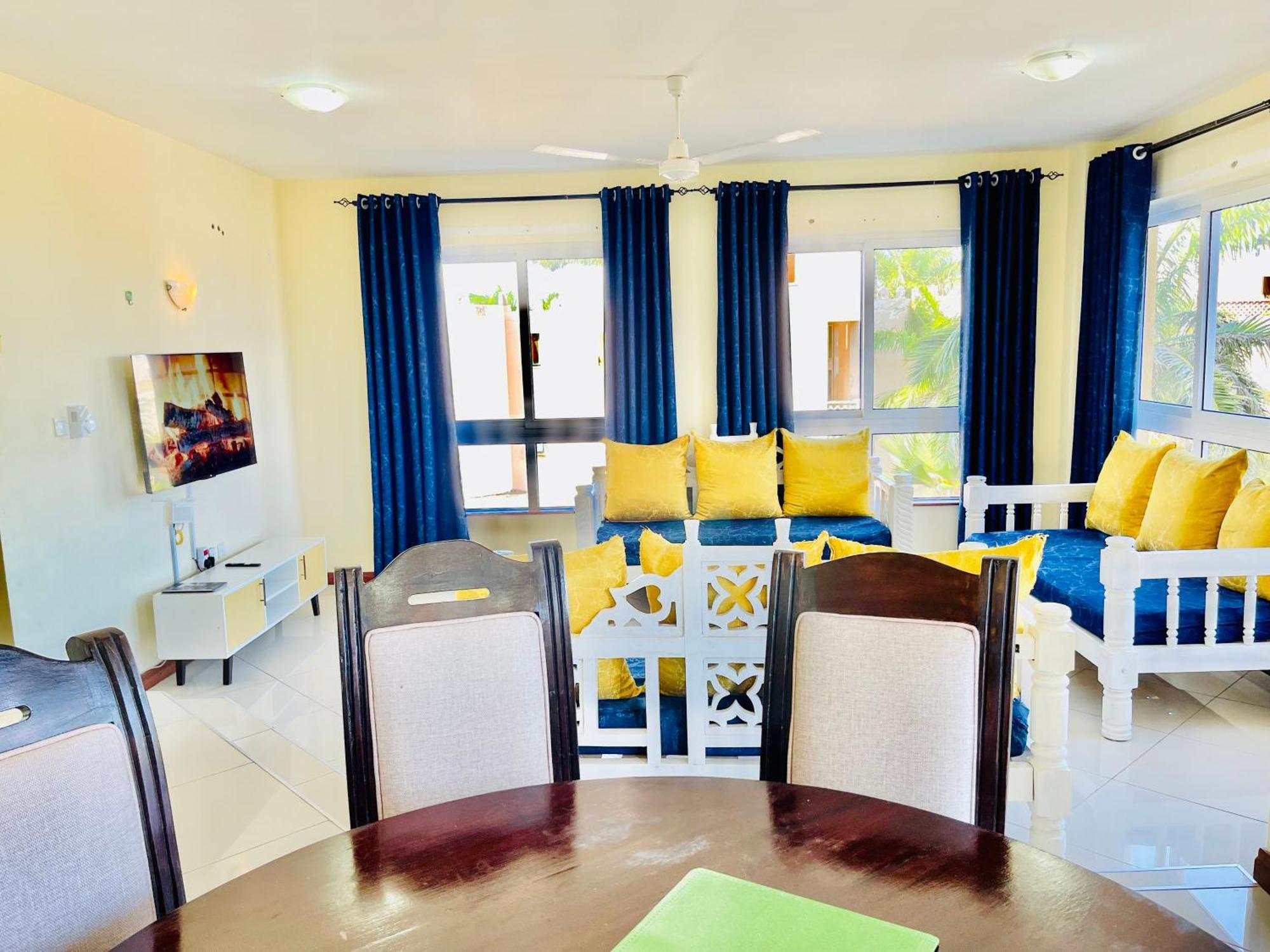 Elna'S Nyali - Work & Unwind - Pool, Sea Views, Ac & Fast Wi-Fi Bed and Breakfast Mombasa Exteriör bild
