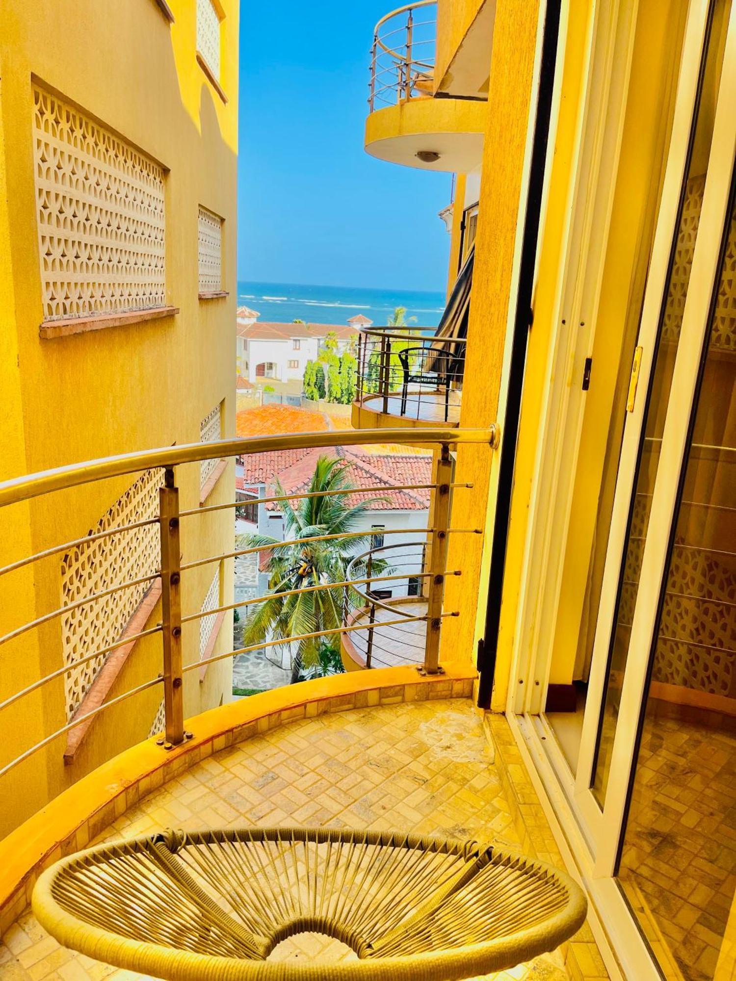 Elna'S Nyali - Work & Unwind - Pool, Sea Views, Ac & Fast Wi-Fi Bed and Breakfast Mombasa Exteriör bild
