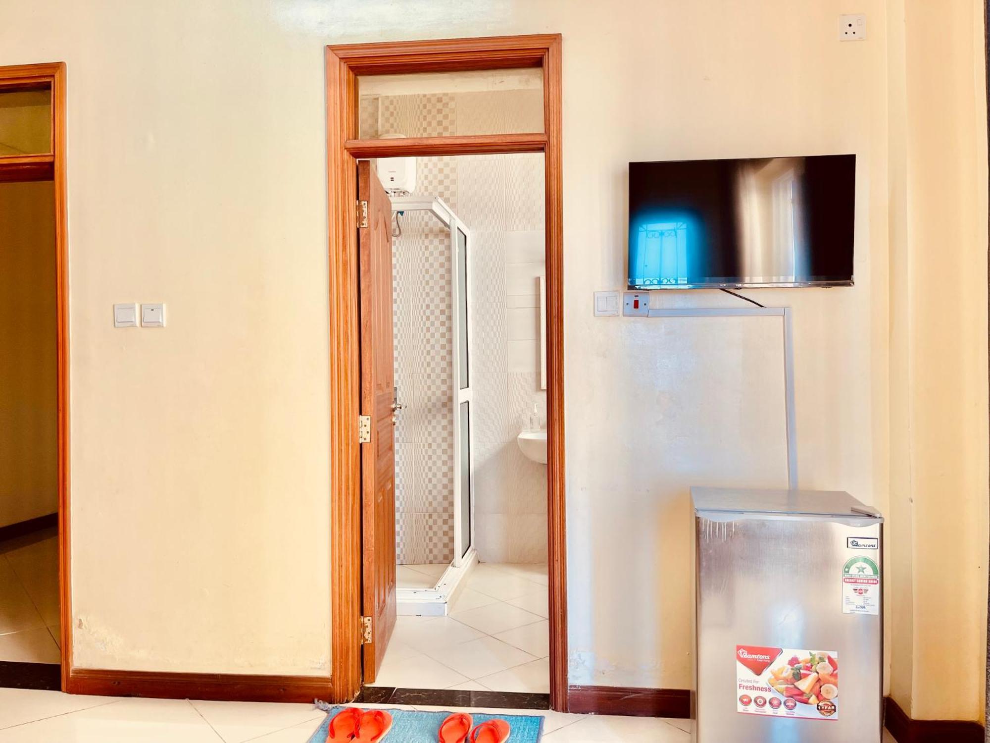 Elna'S Nyali - Work & Unwind - Pool, Sea Views, Ac & Fast Wi-Fi Bed and Breakfast Mombasa Exteriör bild